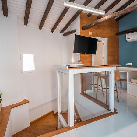 Qh Eme Suites Granada Exterior photo