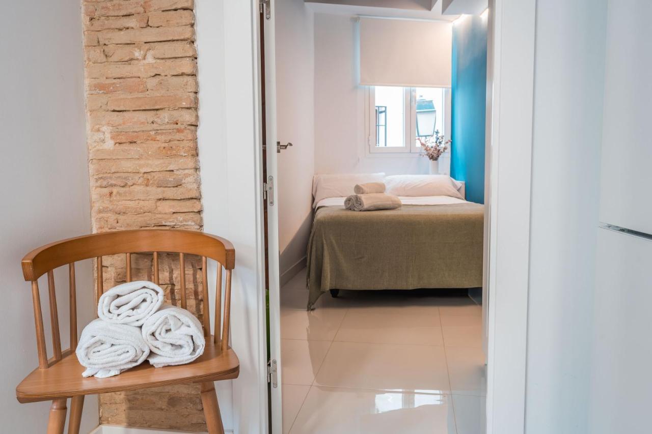 Qh Eme Suites Granada Exterior photo